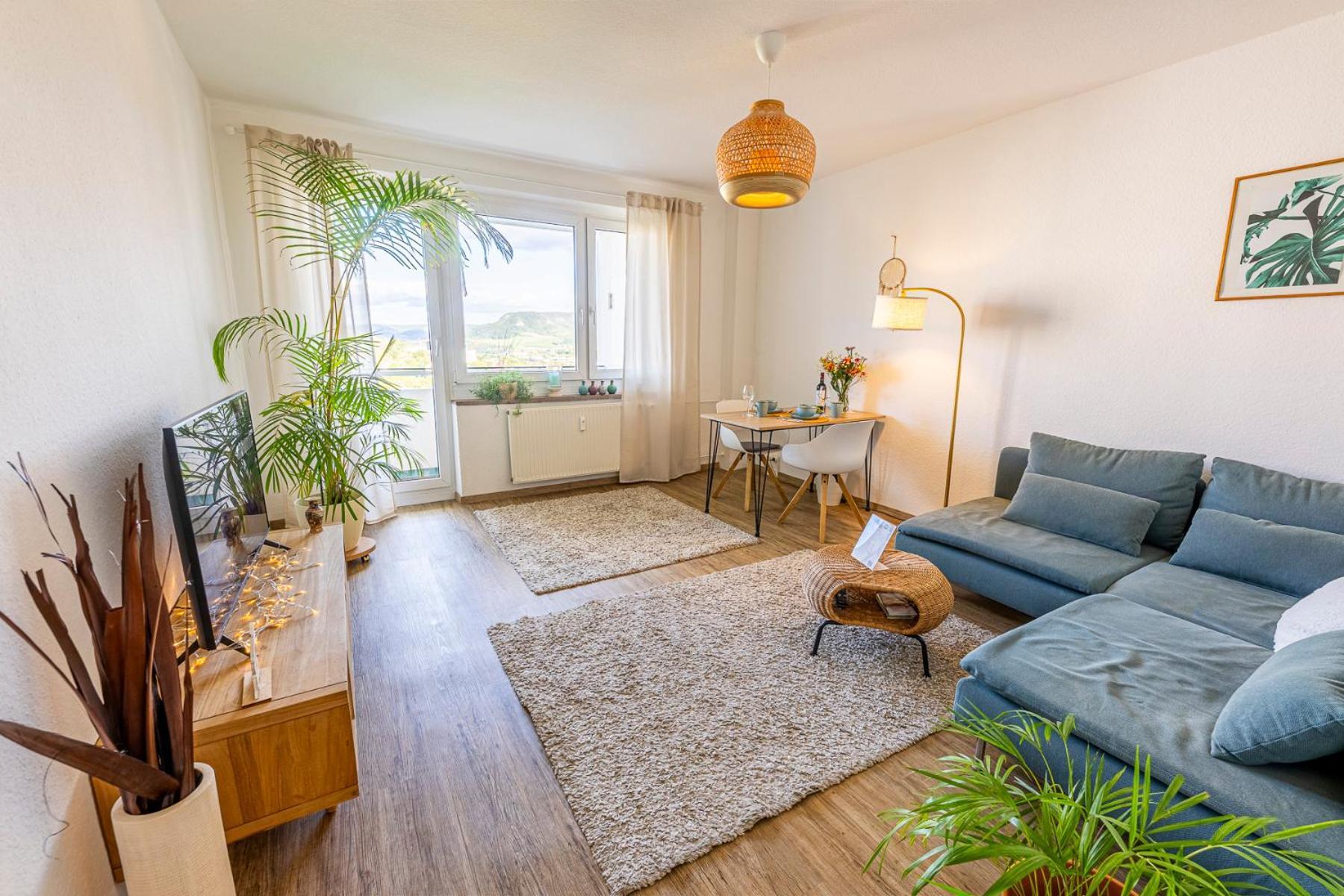 Modernes 2-Zimmer-Apartment Mit Balkon Und Netflix 예나 외부 사진